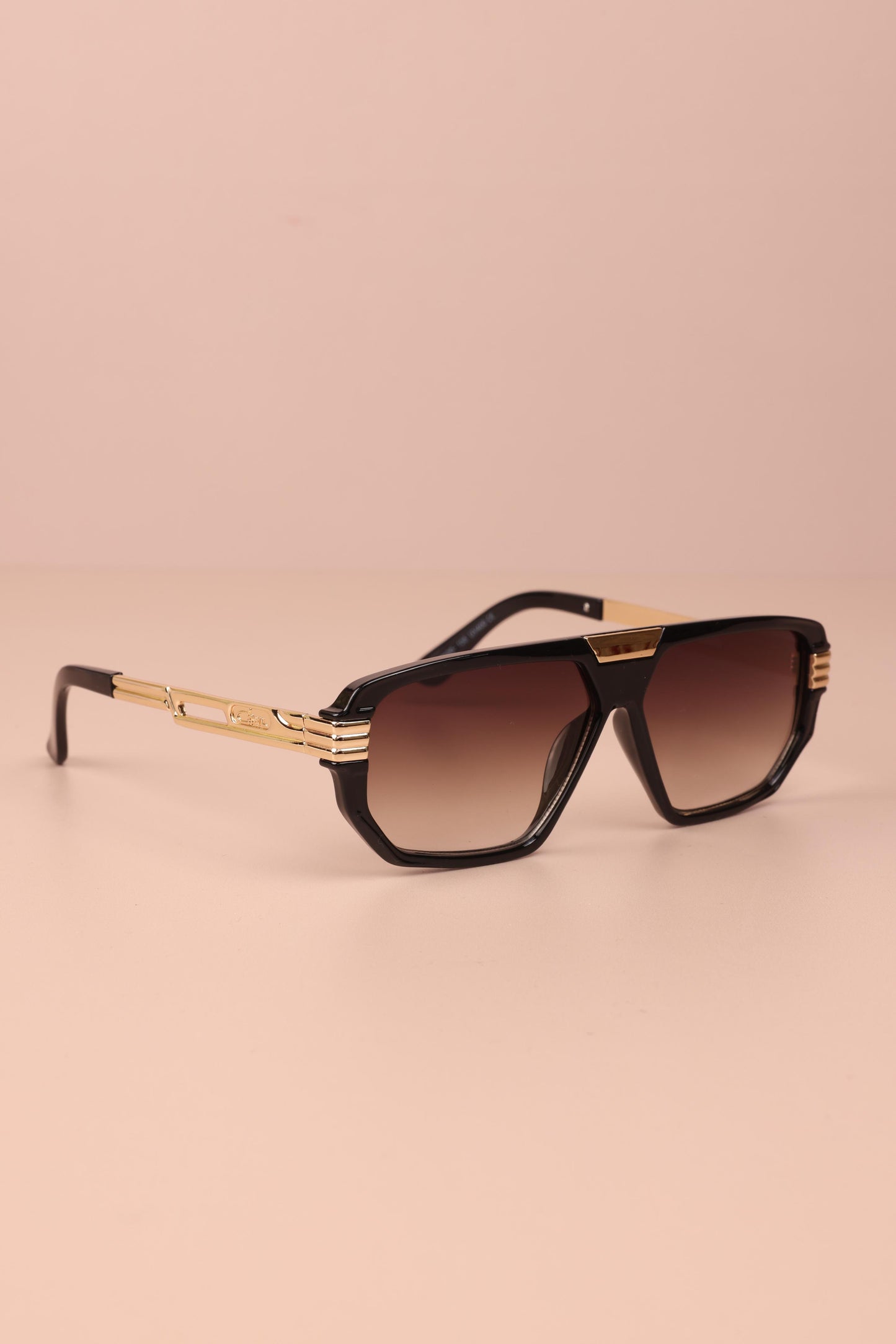 Shadow Luxe