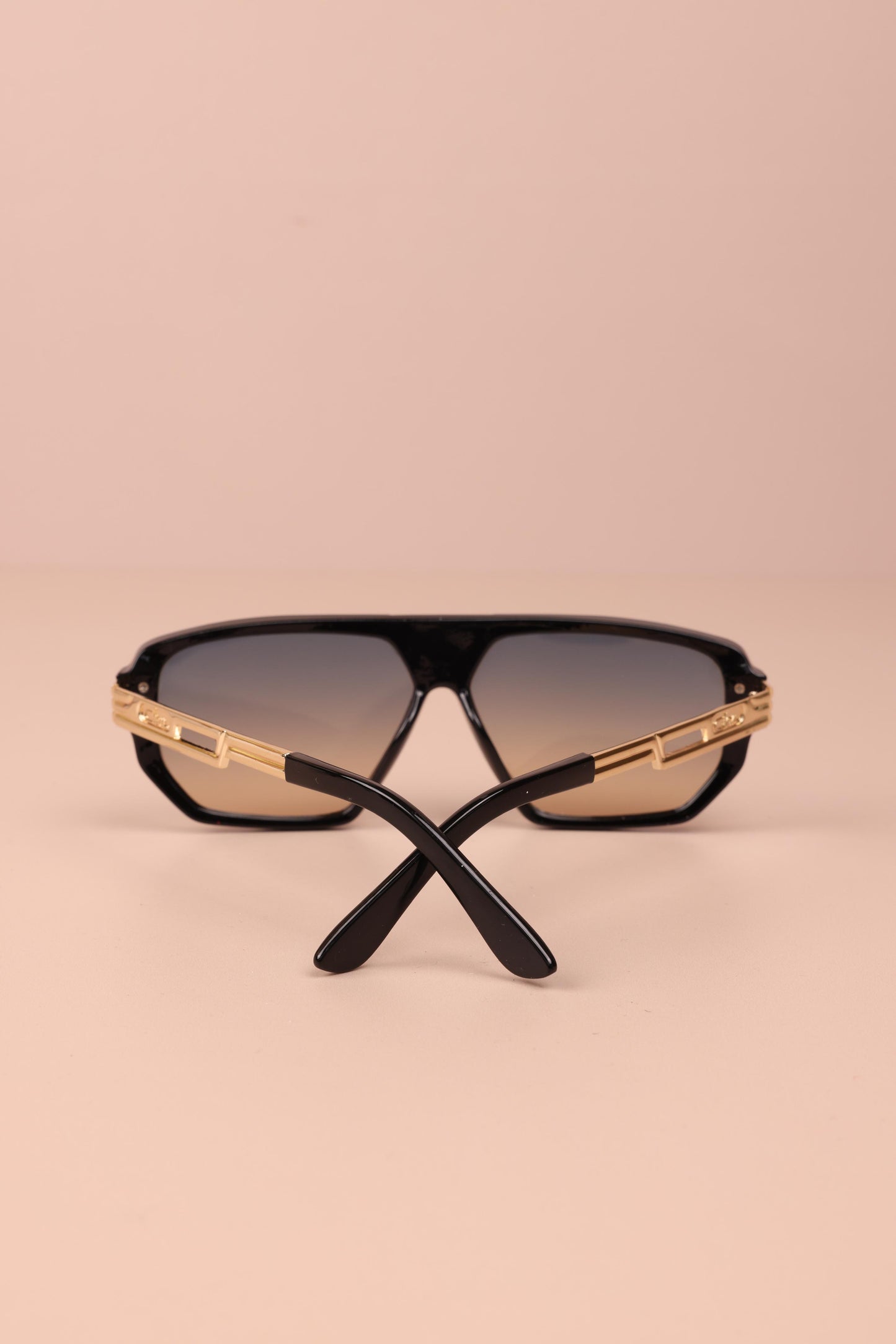 Shadow Luxe