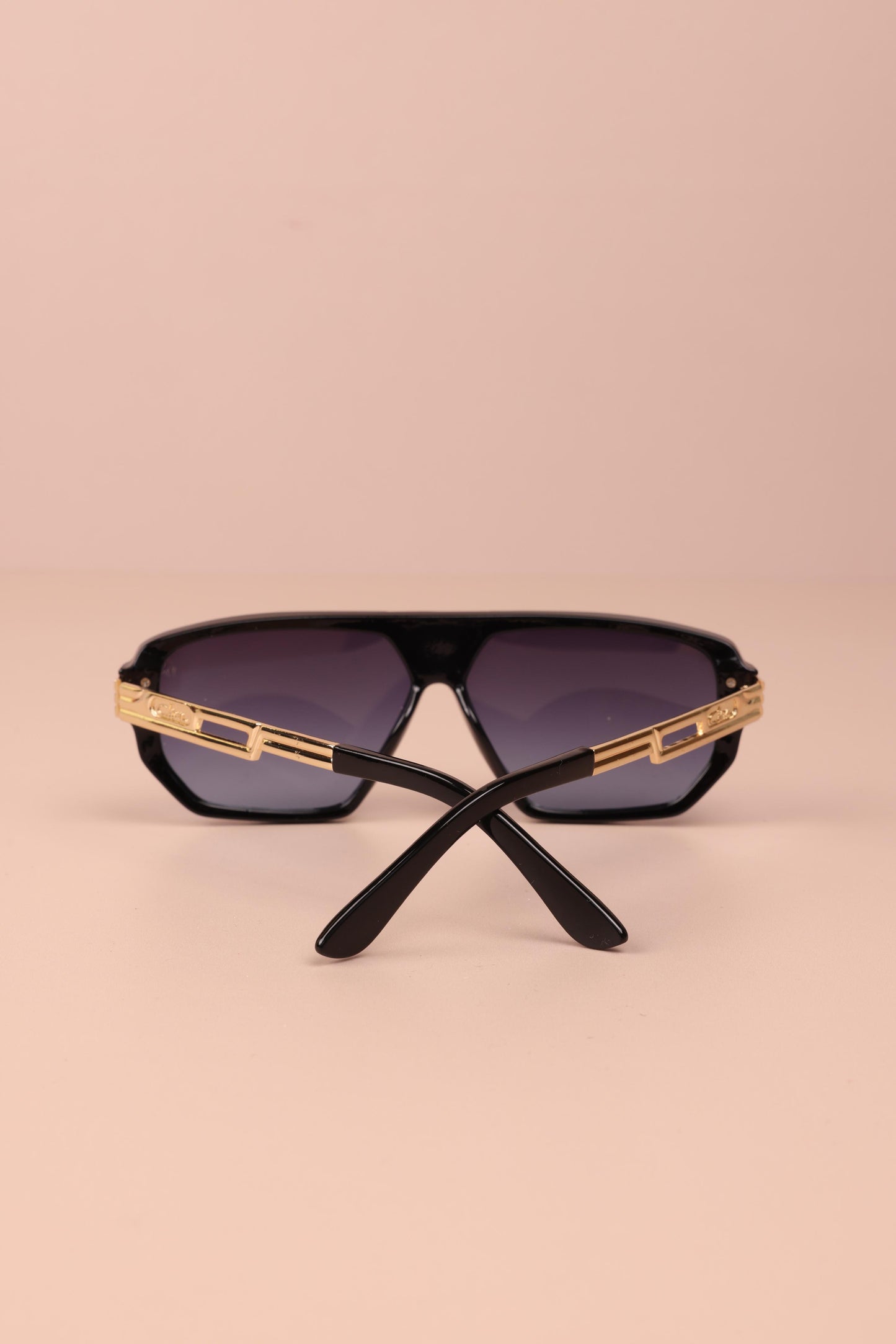 Shadow Luxe
