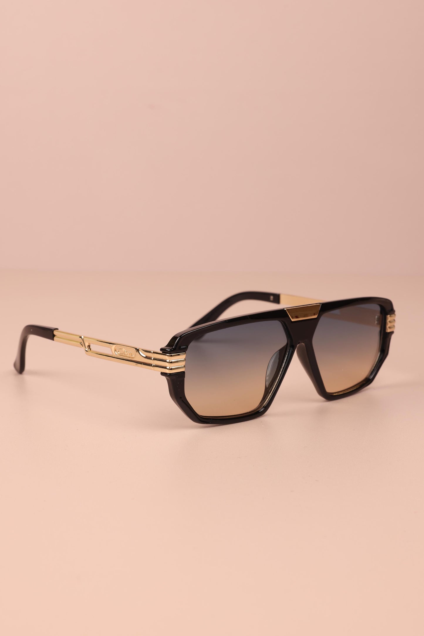 Shadow Luxe